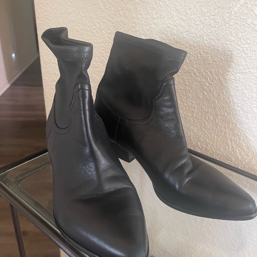 Tamara Mellon Leather booties